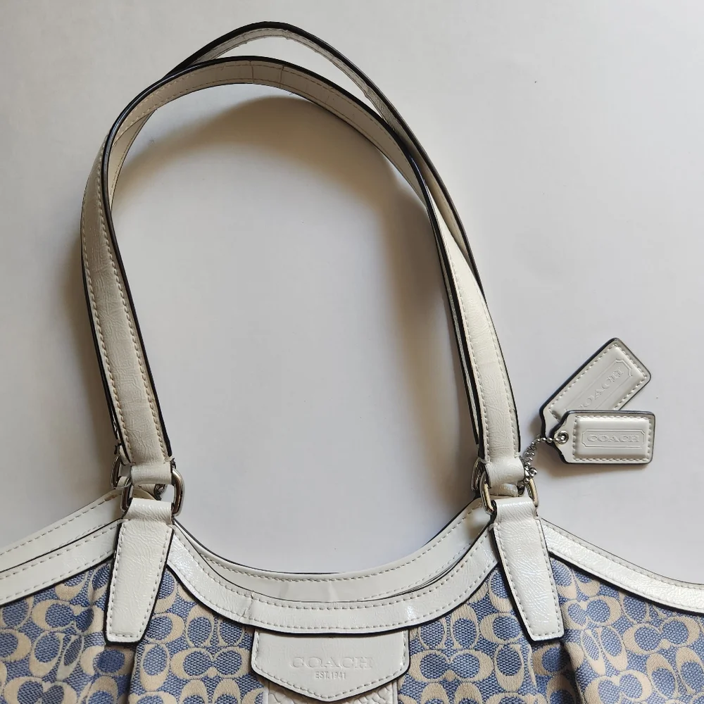 COACH SIGNATURE STRIPE JACQUARD SHOULDER BAG $348 - Picture 9 of 11